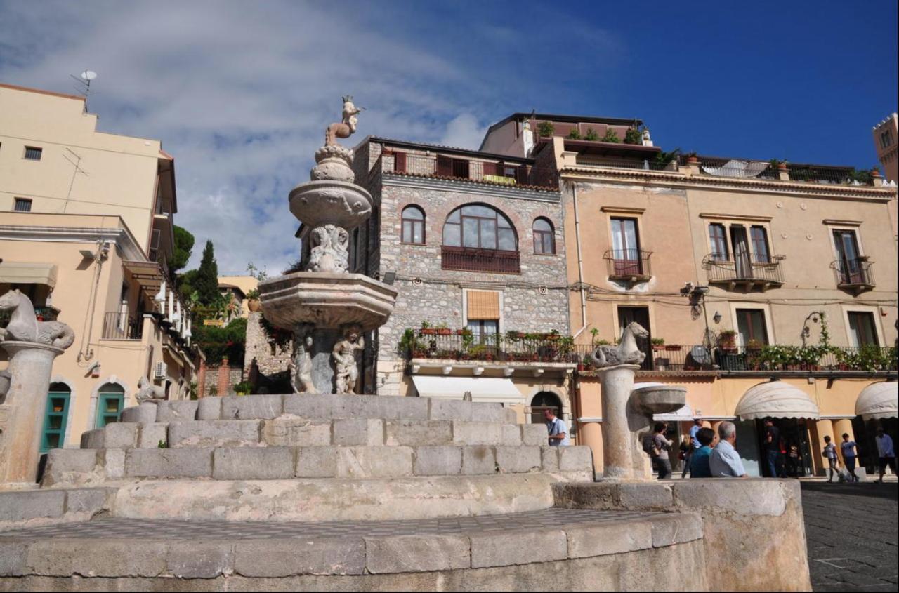 Casa Viola - Al Centro Apartment Taormina Bagian luar foto